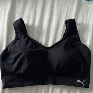 Puma Black Wireless Sports Bra